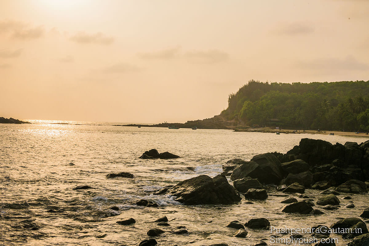 gokarna-om-beach-pics-india